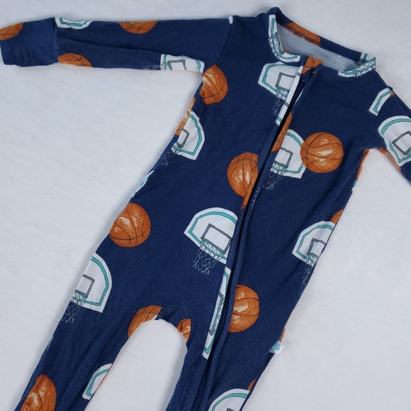 Posh Peanut Basketball Footed Sleepers Pajamas Footies Bamboo 3-6 Months - Picture 2 of 11